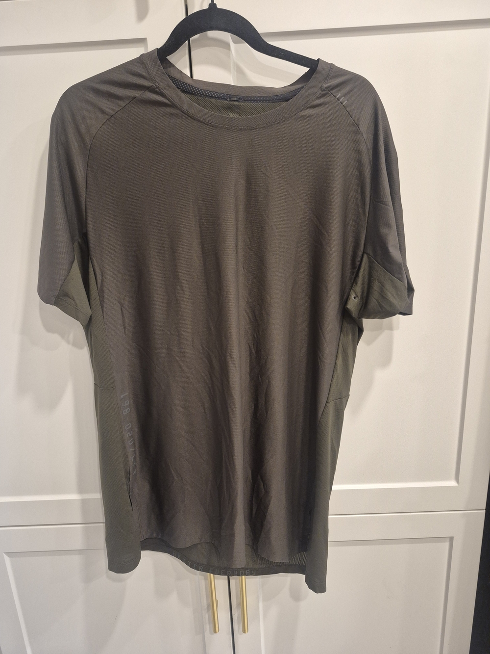 lululemon athletica Men's Short-Sleeve Performance Tee in Olive